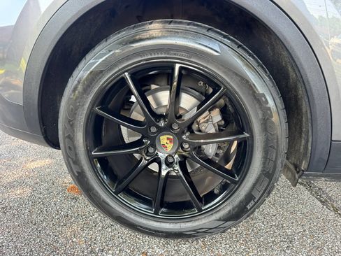 Used 2019 Porsche Cayenne AWD/4WD image 37