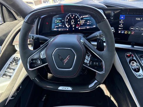 Used 2023 Chevrolet Corvette Z06 image 18