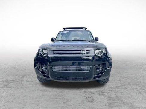 Used 2023 Land Rover Defender 90 X-Dynamic SE AWD/4WD image 2