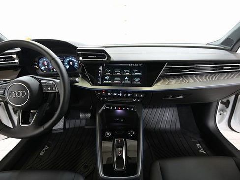 Used 2025 Audi A3 2.0T Premium image 2