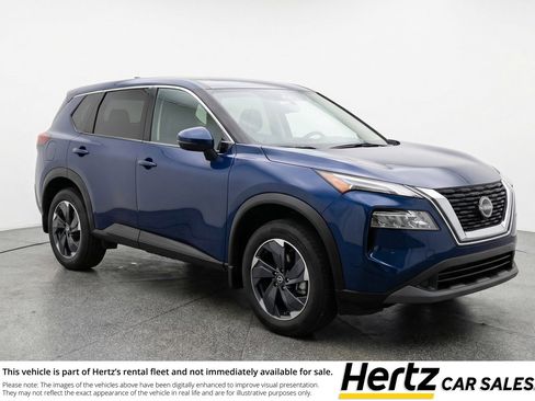 Used 2025 Nissan Rogue SV image 1