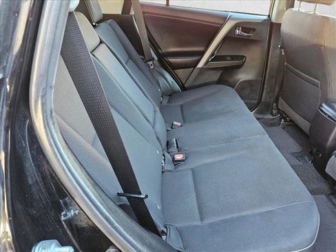 Used 2018 Toyota RAV4 XLE image 23