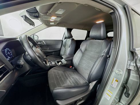 Used 2024 Mitsubishi Outlander 4WD Plug-In Hybrid image 14