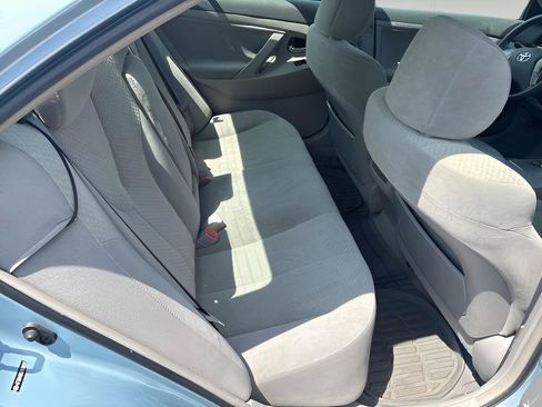 Used 2007 Toyota Camry LE FWD image 9