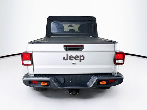 Certified 2022 Jeep Gladiator Mojave w/ Cold Weather Group image 6