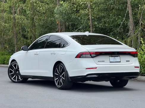 Certified 2025 Honda Accord Touring image 6