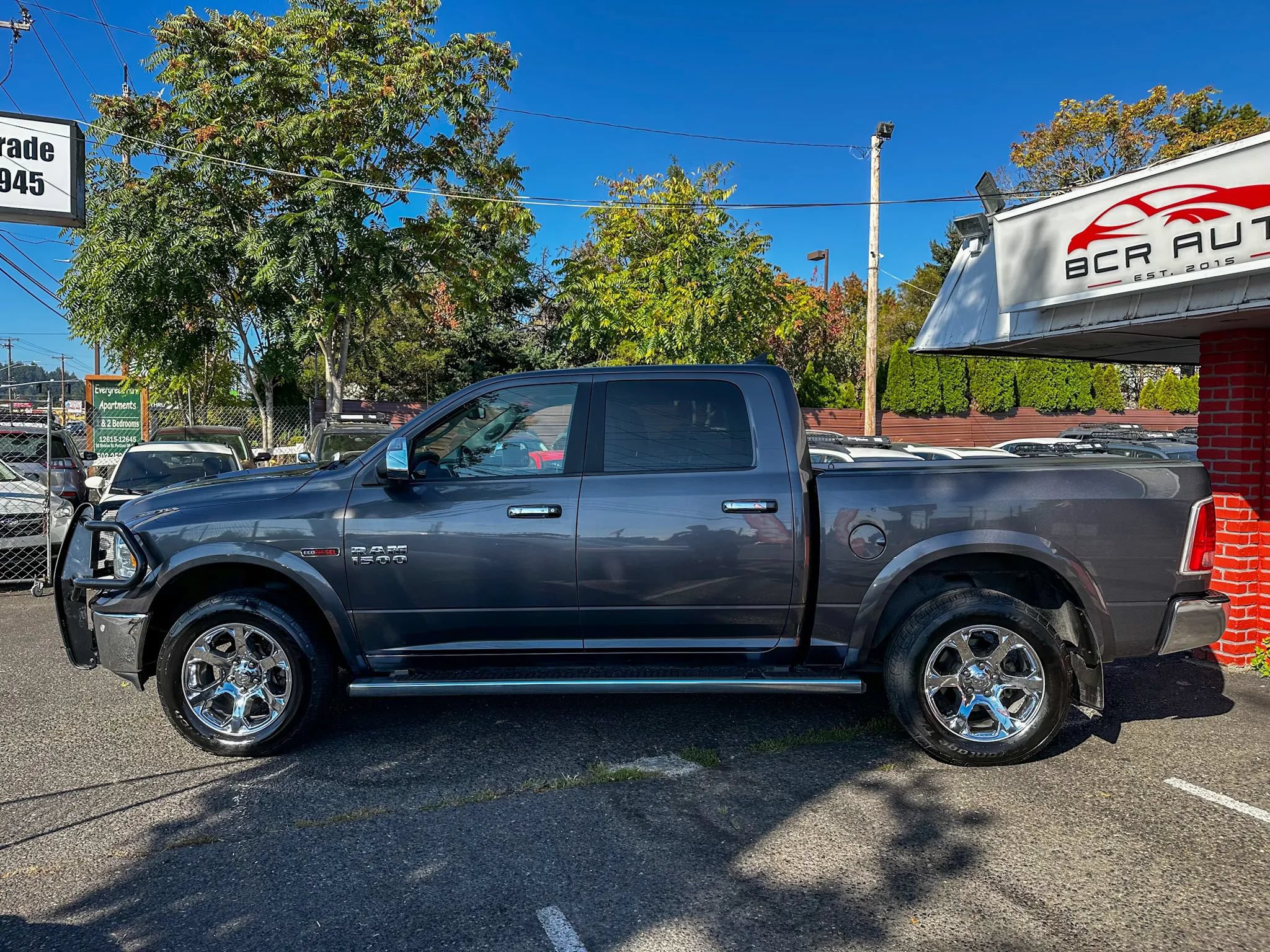 Used 2018 RAM 1500 Laramie w/ Convenience Group AWD/4WD image 8