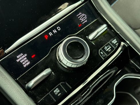 Used 2023 Jeep Grand Cherokee Trailhawk w/ Advanced Protech Group II AWD/4WD image 27