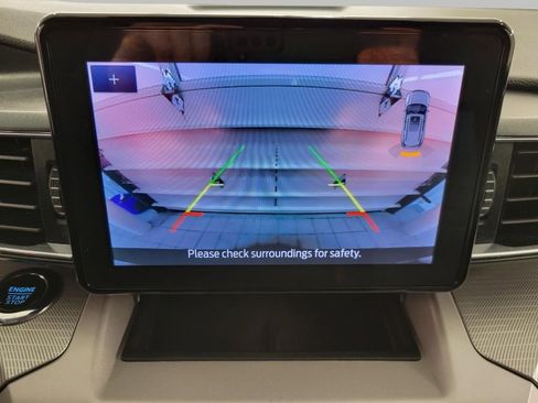 Used 2023 Ford Explorer XLT w/ Equipment Group 202A image 14