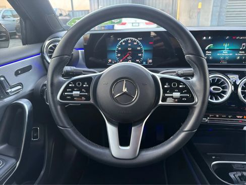 Used 2021 Mercedes-Benz A 220 image 17