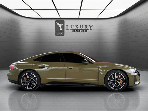 Used 2024 Audi RS e-tron GT image 2