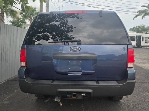 Used 2004 Ford Expedition XLS AWD/4WD image 4
