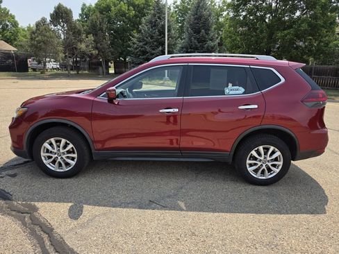 Used 2019 Nissan Rogue SV AWD/4WD image 2