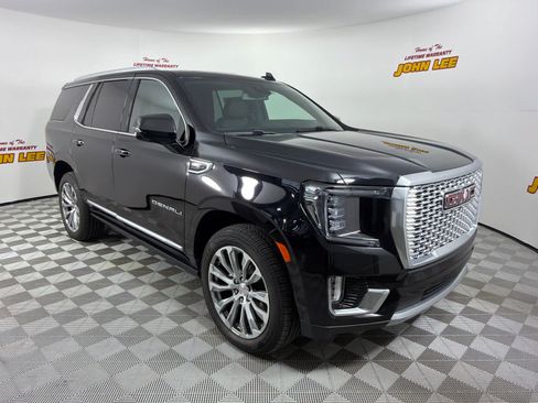 Used 2023 GMC Yukon Denali AWD/4WD image 8