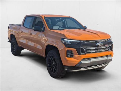 New 2025 Chevrolet Colorado Z71 w/ Midnight Edition image 7