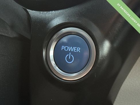 Used 2024 Toyota Sienna XLE image 21