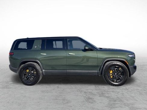 Used 2025 Rivian R1S Premium image 4