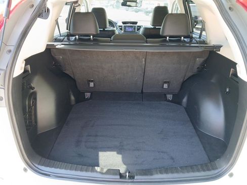 Used 2016 Honda CR-V Touring image 10