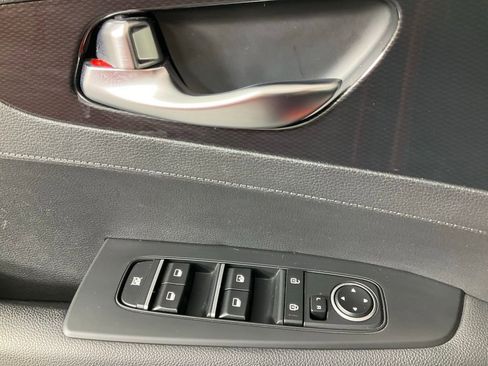 Used 2023 Kia Forte GT-Line image 14