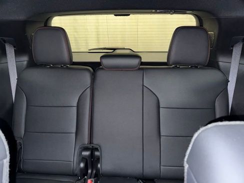 Used 2024 Chevrolet Traverse RS w/ LPO, Floor Liner Package AWD/4WD image 20