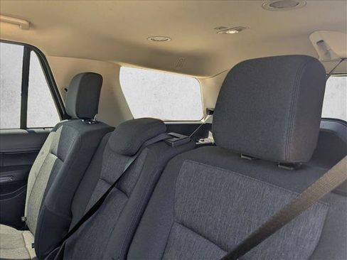 Used 2024 Ford Expedition XLT AWD/4WD image 14