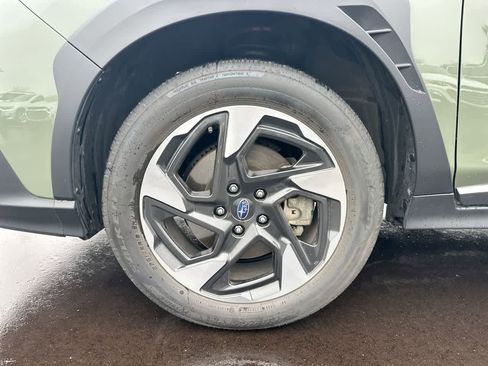 Certified 2024 Subaru Crosstrek 2.5i Limited w/ Crosstrek Mirror Package image 19