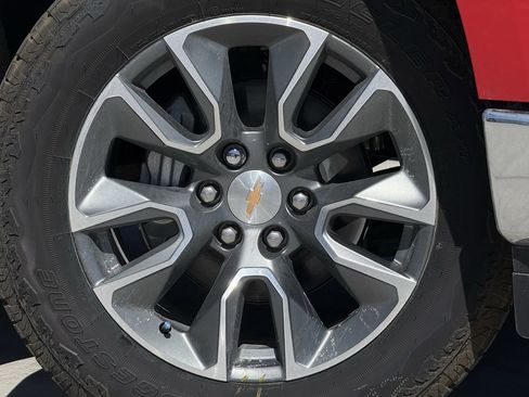 New 2026 Chevrolet Silverado 1500 LT w/ Texas Edition Plus image 9