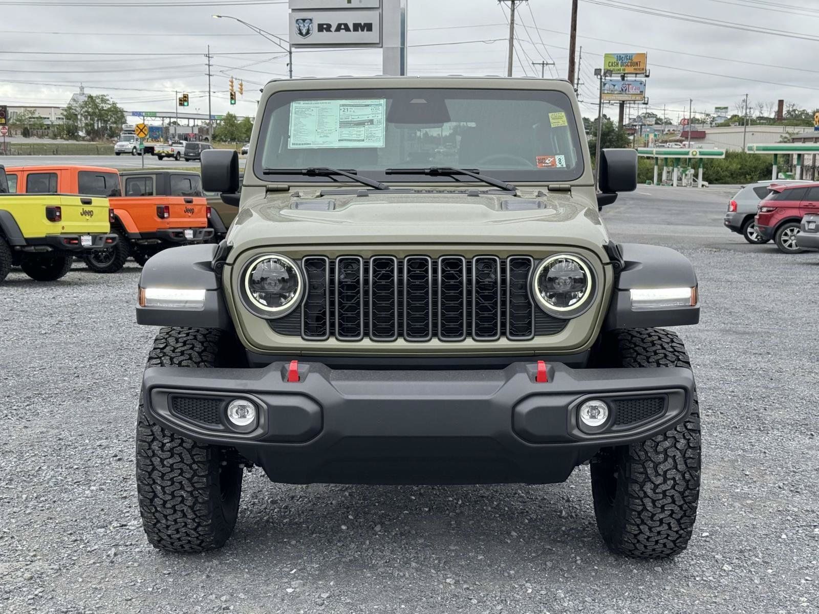 New 2025 Jeep Wrangler Unlimited Rubicon w/ Convenience Group AWD/4WD image 23