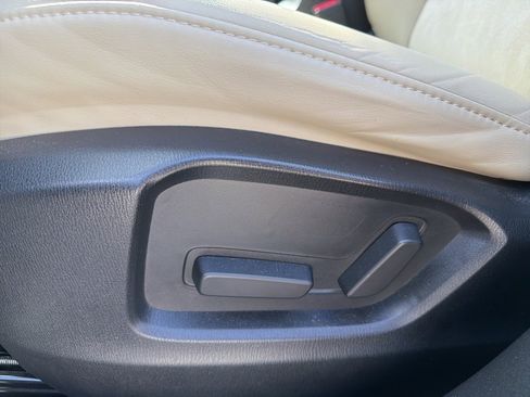 Used 2020 MAZDA CX-5 Touring image 14