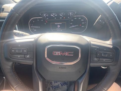 Used 2022 GMC Sierra 2500 AT4 w/ AT4 Preferred Package AWD/4WD image 21