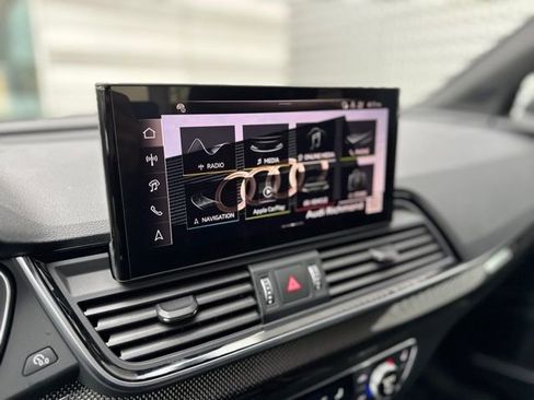 Certified 2025 Audi SQ5 Premium Plus w/ Premium Plus Package AWD/4WD image 13