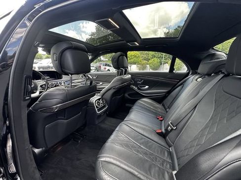 Used 2018 Mercedes-Benz S 560 4MATIC Sedan image 18