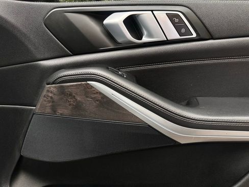 Used 2021 BMW X5 xDrive40i image 33