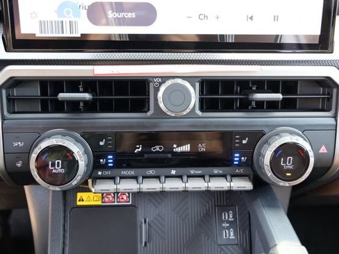 New 2026 Toyota 4Runner Limited AWD/4WD image 21
