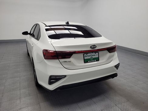Used 2020 Kia Forte LXS FWD image 6