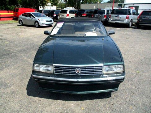 Used 1993 Cadillac Allante image 3