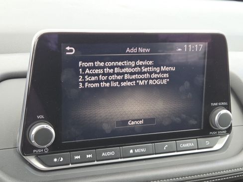 Used 2025 Nissan Rogue SV FWD image 26