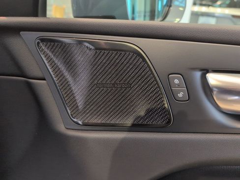 Used 2022 Volvo XC60 B5 Momentum w/ Advanced Package image 48