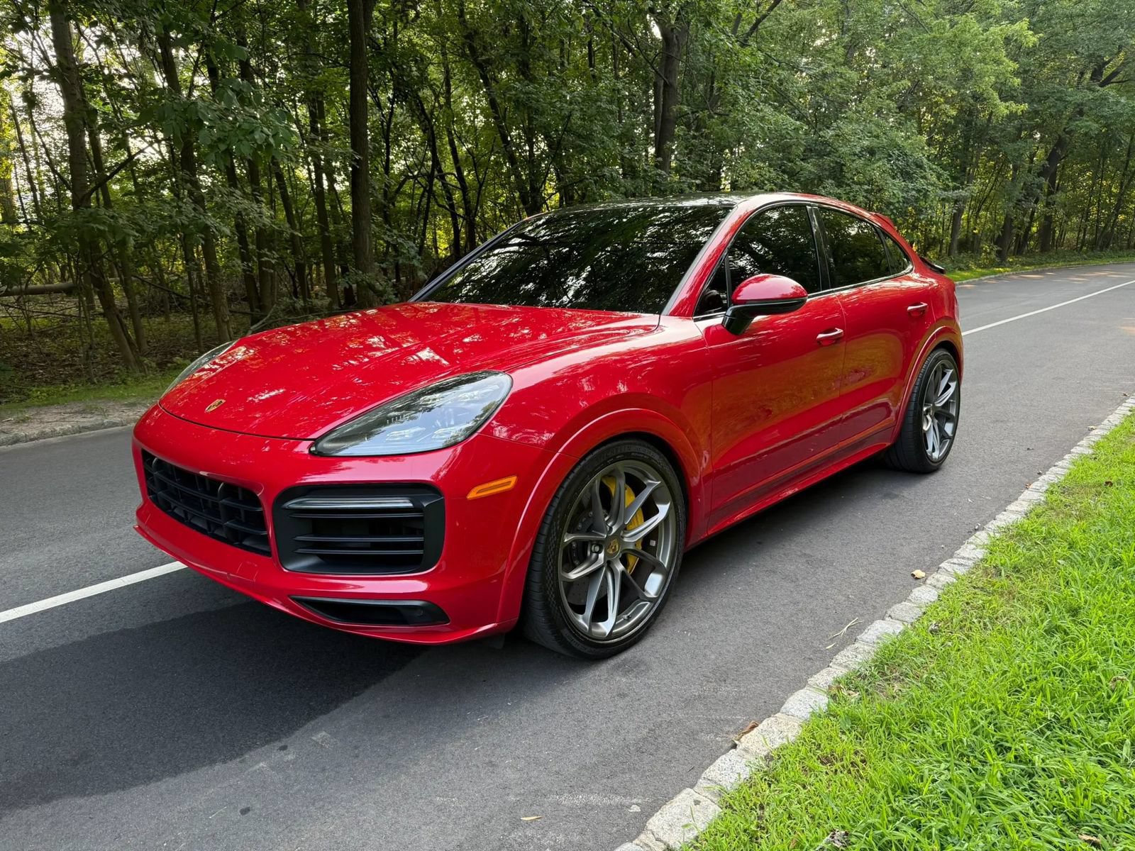 Used 2021 Porsche Cayenne GTS AWD/4WD image 18