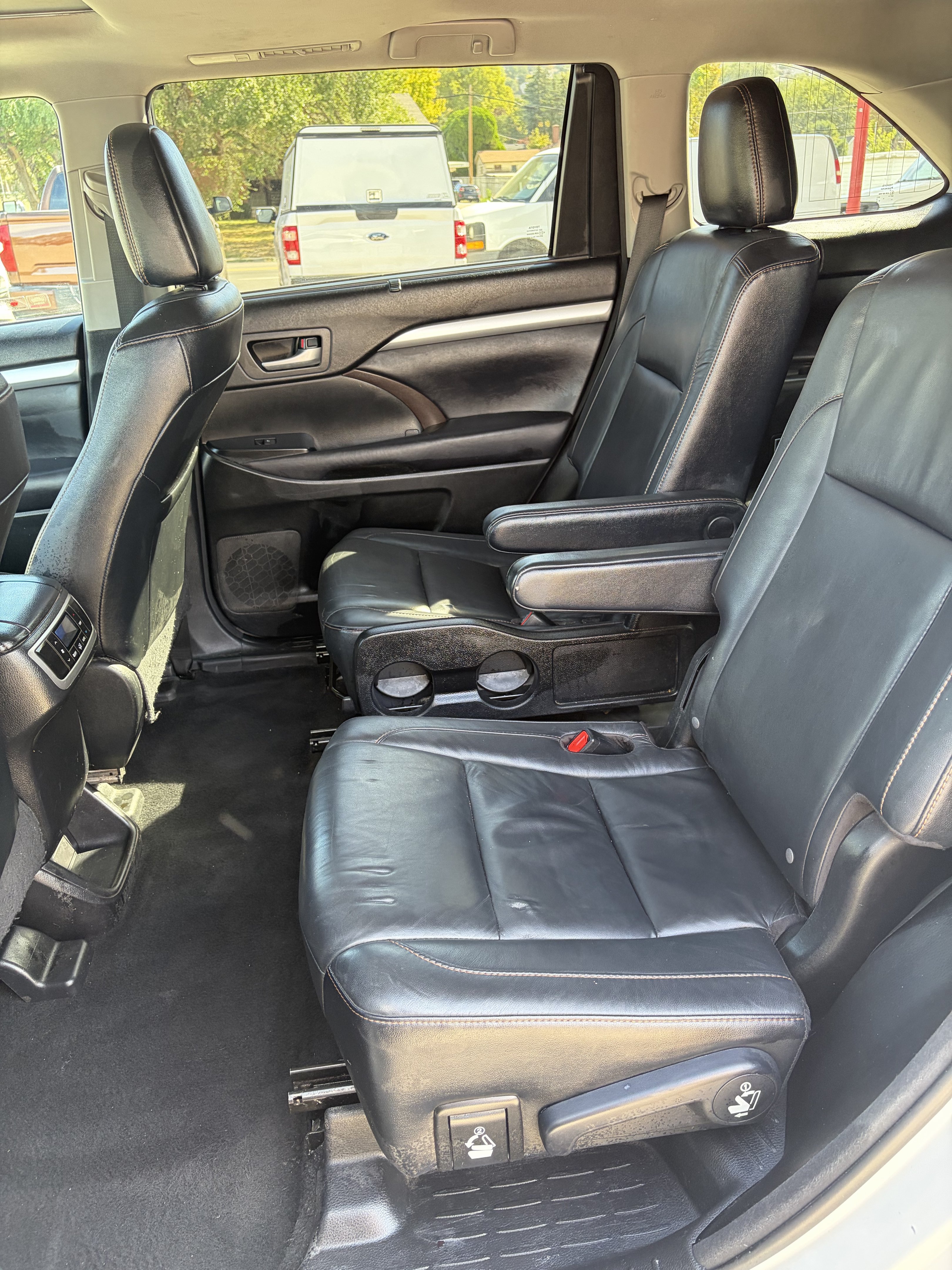 Used 2016 Toyota Highlander XLE w/ Protection Package #3 AWD/4WD image 20