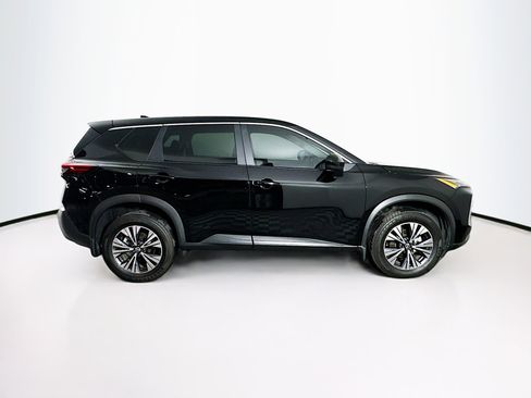 Used 2023 Nissan Rogue SV image 10