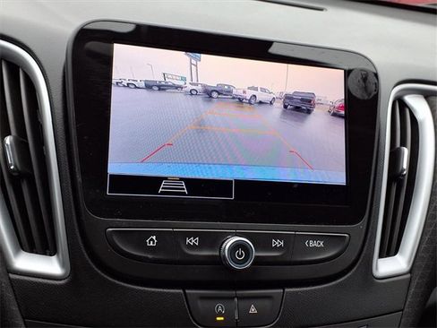 Used 2023 Chevrolet Malibu LT image 6