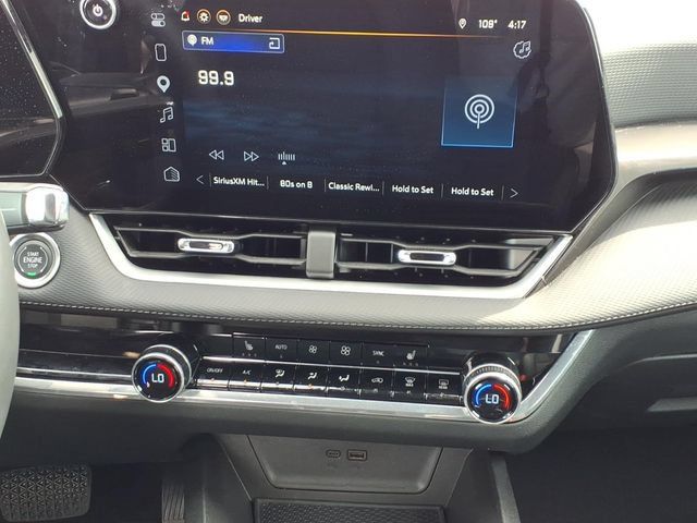Used 2025 Chevrolet Equinox LT w/ Convenience Package II FWD image 19