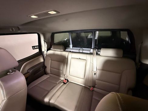 Used 2016 GMC Sierra 2500 SLT w/ Duramax Plus Package AWD/4WD image 35