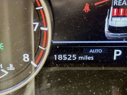 Used 2023 Nissan Rogue SV AWD/4WD image 19