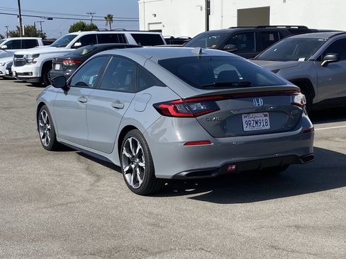 Used 2025 Honda Civic Sport Touring image 4
