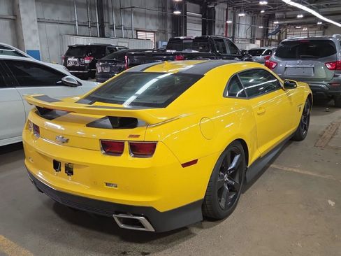 Used 2012 Chevrolet Camaro SS w/ Transformers 3 Edition RWD image 4