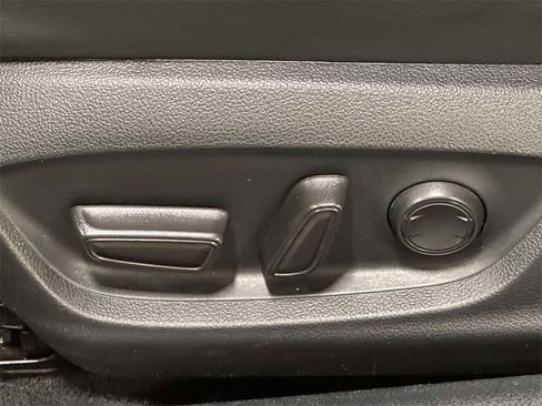 Used 2023 Toyota Camry XSE image 14