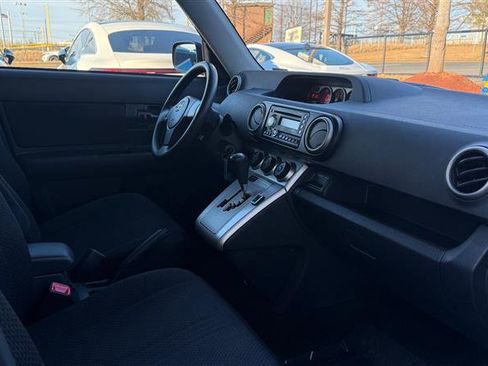 Used 2010 Scion xB image 24