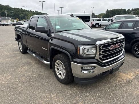 Used 2018 GMC Sierra 1500 SLE w/ SLE Value Package AWD/4WD image 1